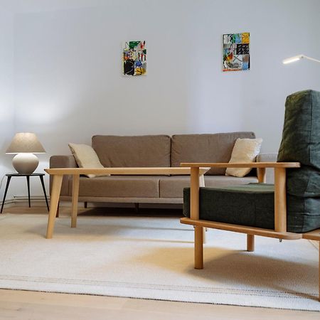 Cozy Central Apartment Near The Forest Braşov Exterior foto